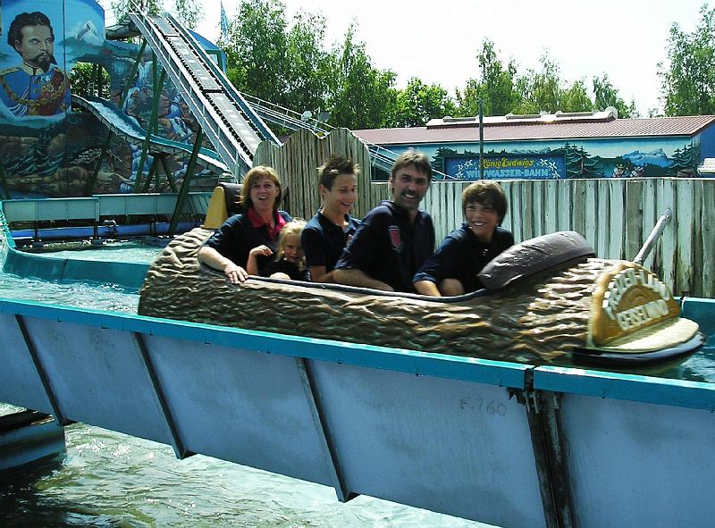 08_Geisel.JPG - Die Wildwasserbahn "König Ludwig" zog den Schalob an wie ein Magnet.